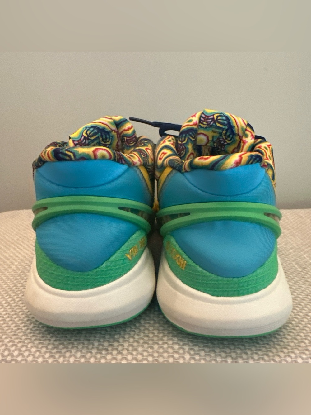 Nike Kyrie 8 Go SE (PS) Baltic Blue Multi-Color Kids Size 6.5Y DV3018-400 *NEW* - Picture 3 of 6